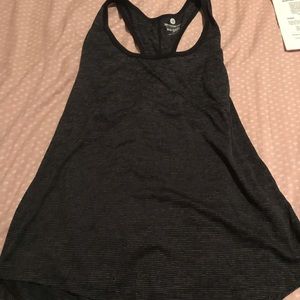 Medium Old Navy Active Tank